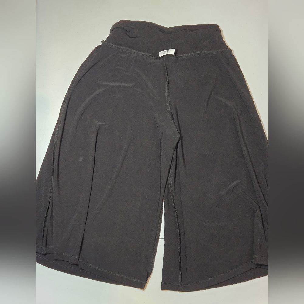 Amy Wear Black Dress Wide Leg Capri Pants - Picture 5 of 8